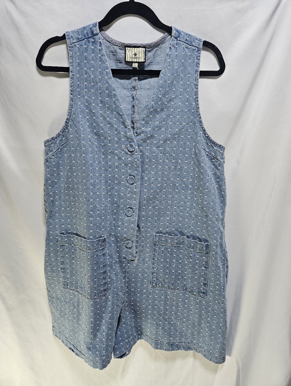 Tuckernuck Blue Textured Cotton Sleeveless Romper Large Button Front Utility